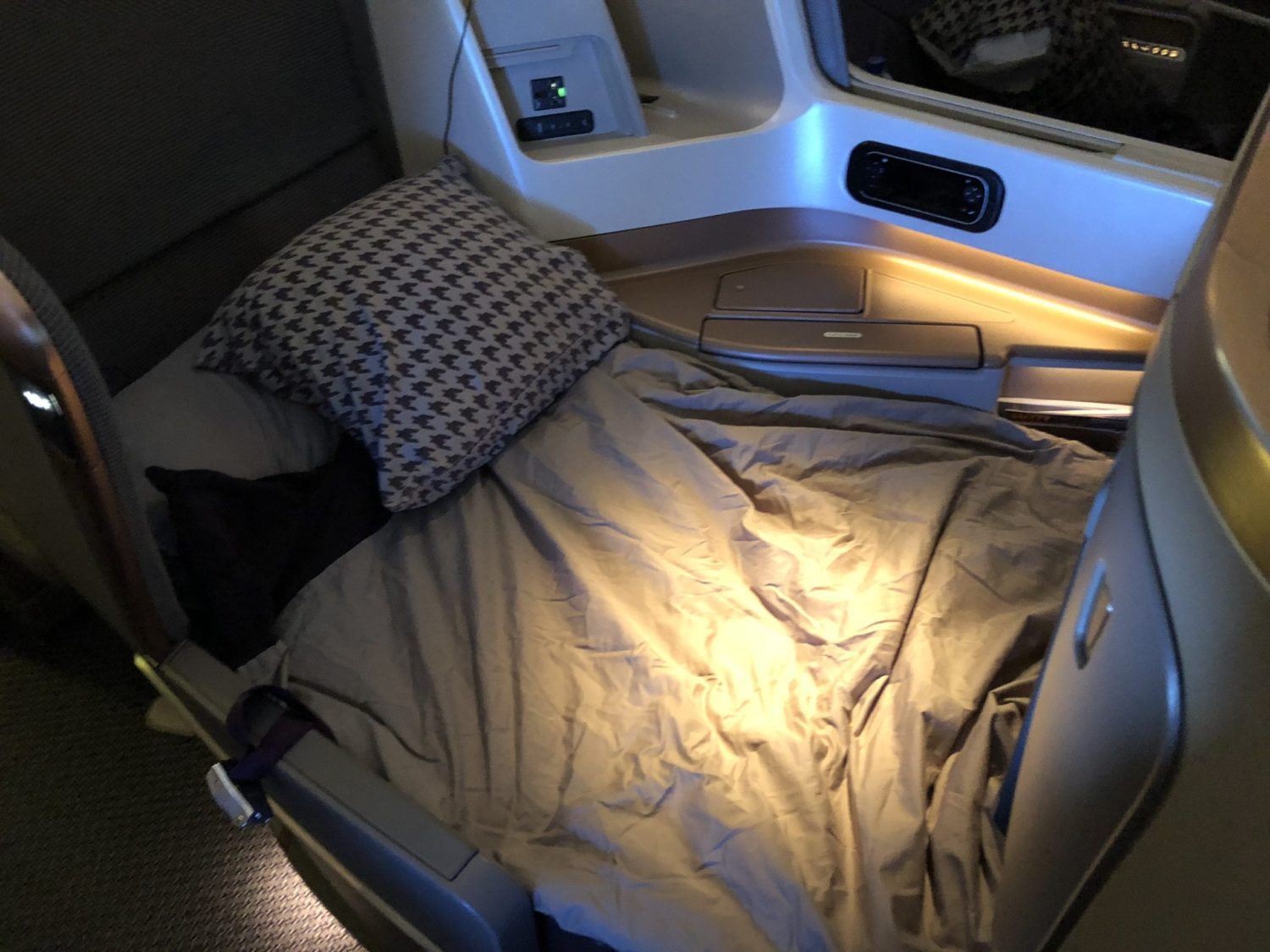 Singapore Airlines Business Class Review