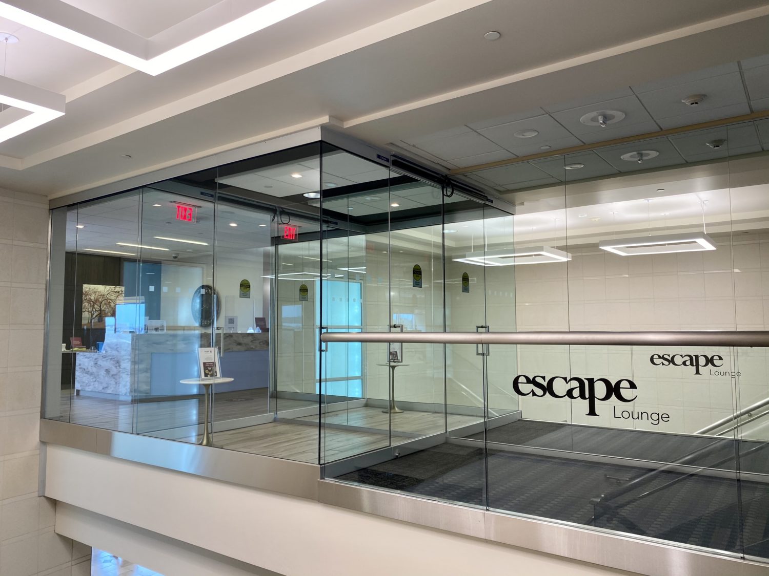 escape lounge MSP entrance