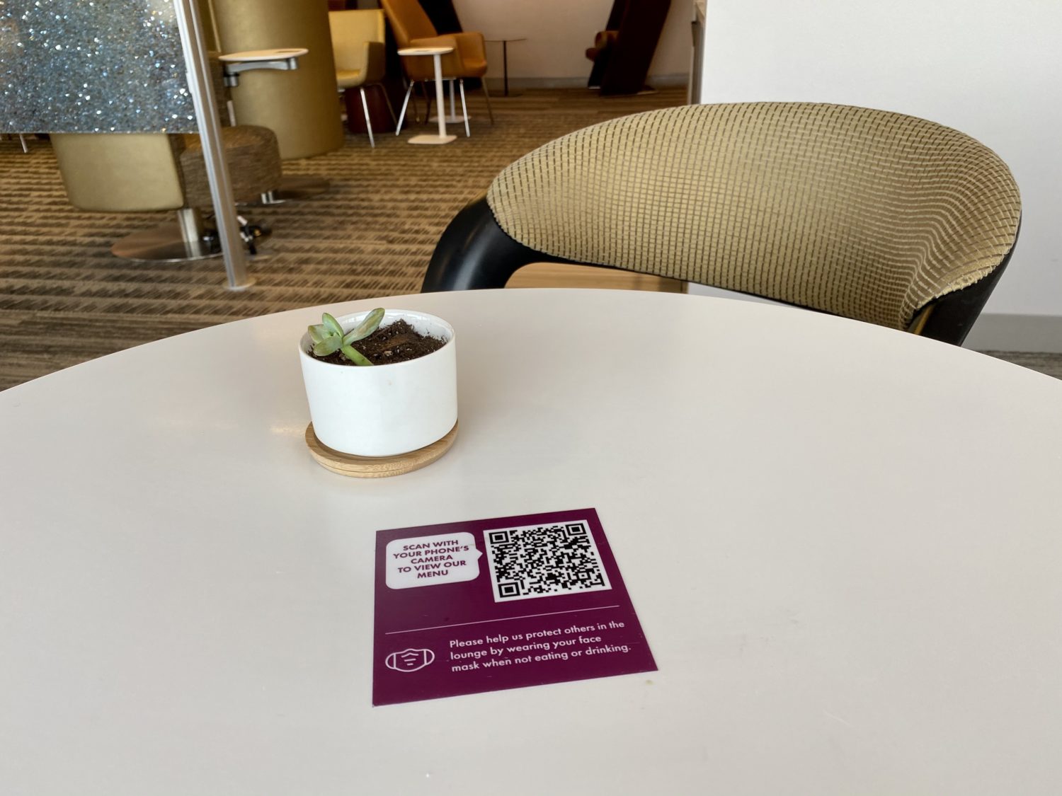 escape lounge MSP qr code