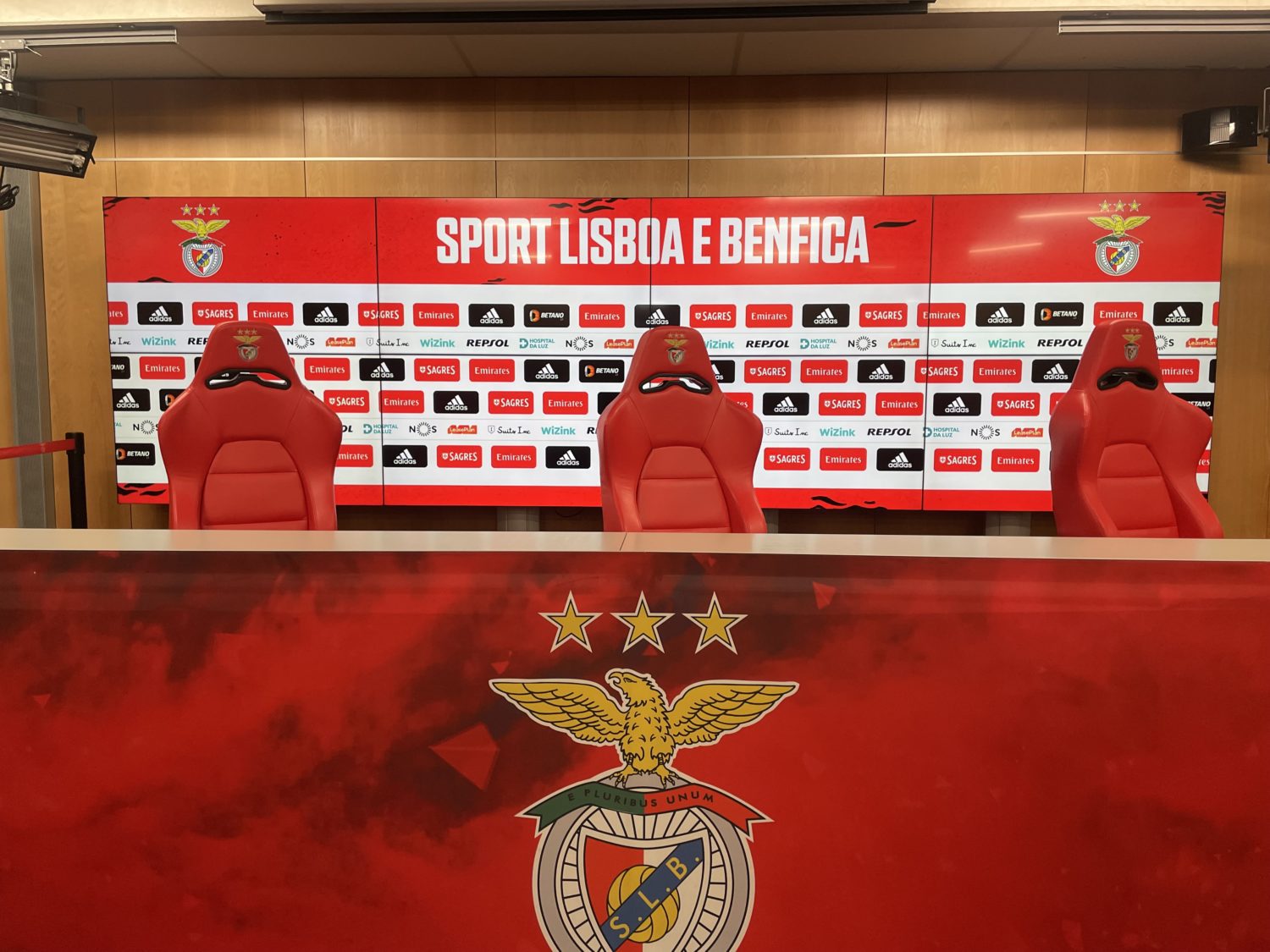 Benfica media room