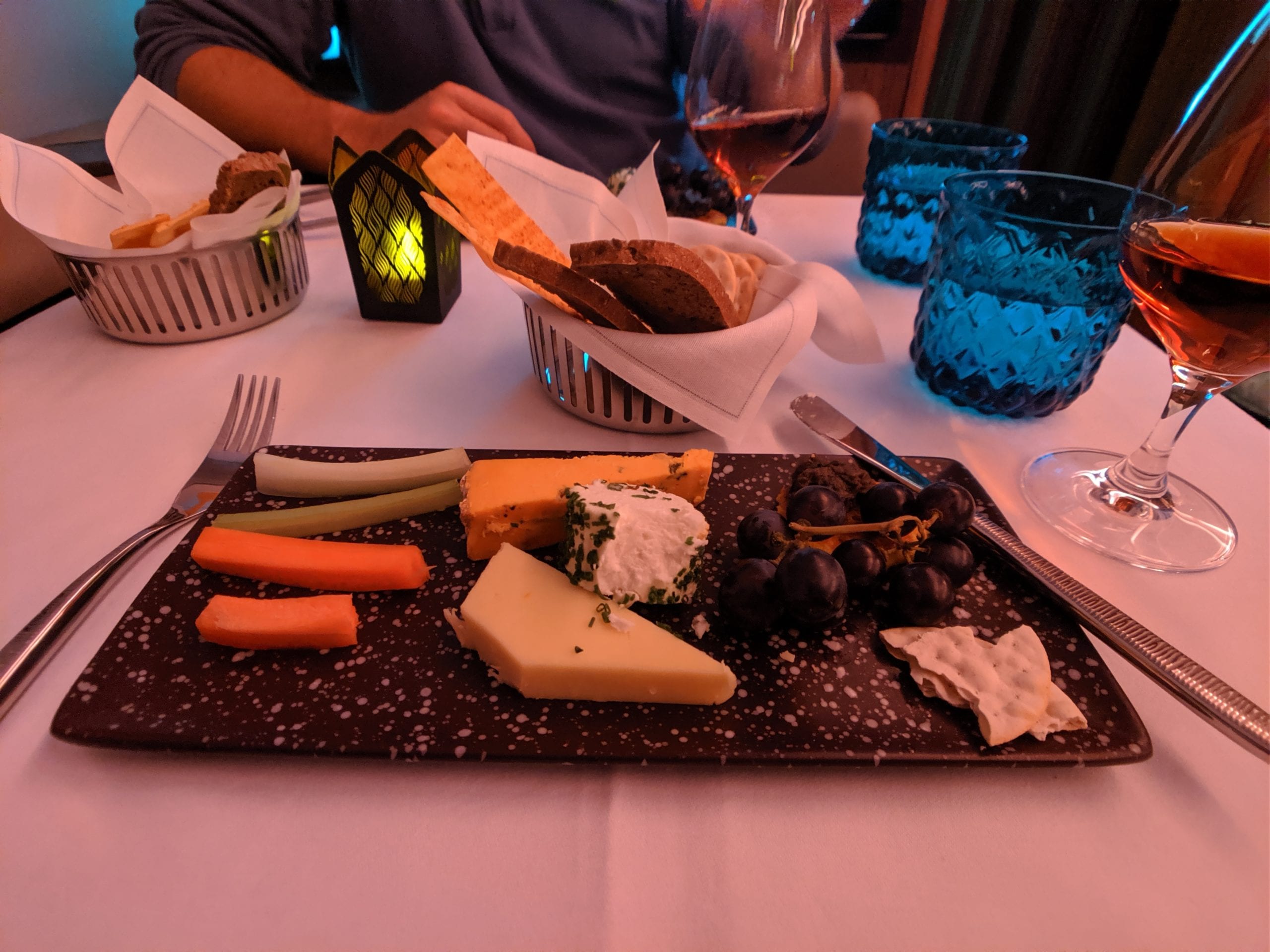 qatar airways first class cheese