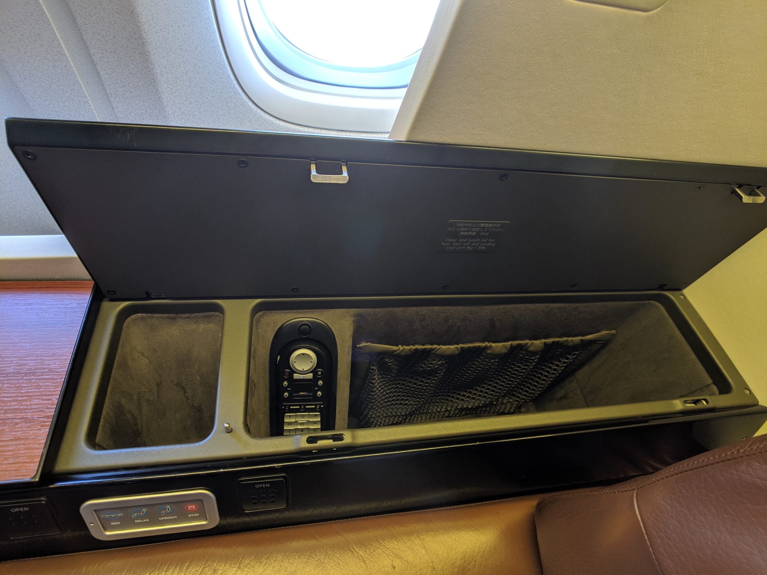 japan airlines storage