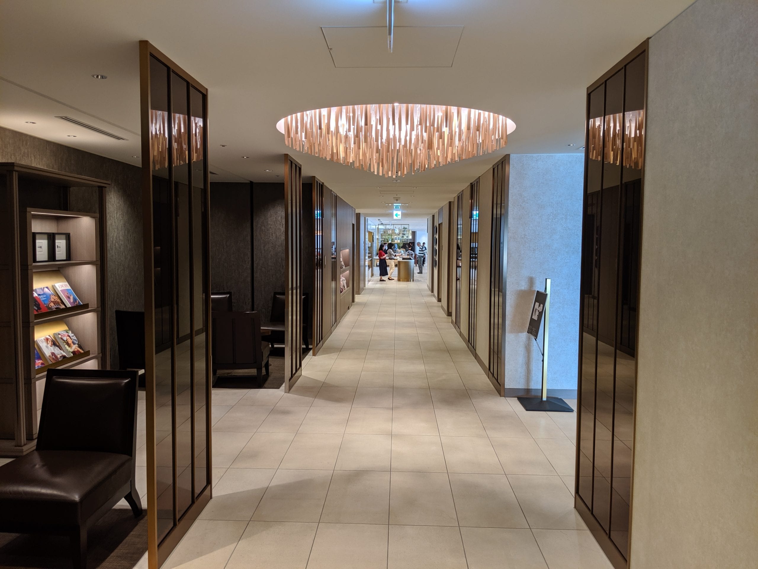 japan airlines first class review lounge