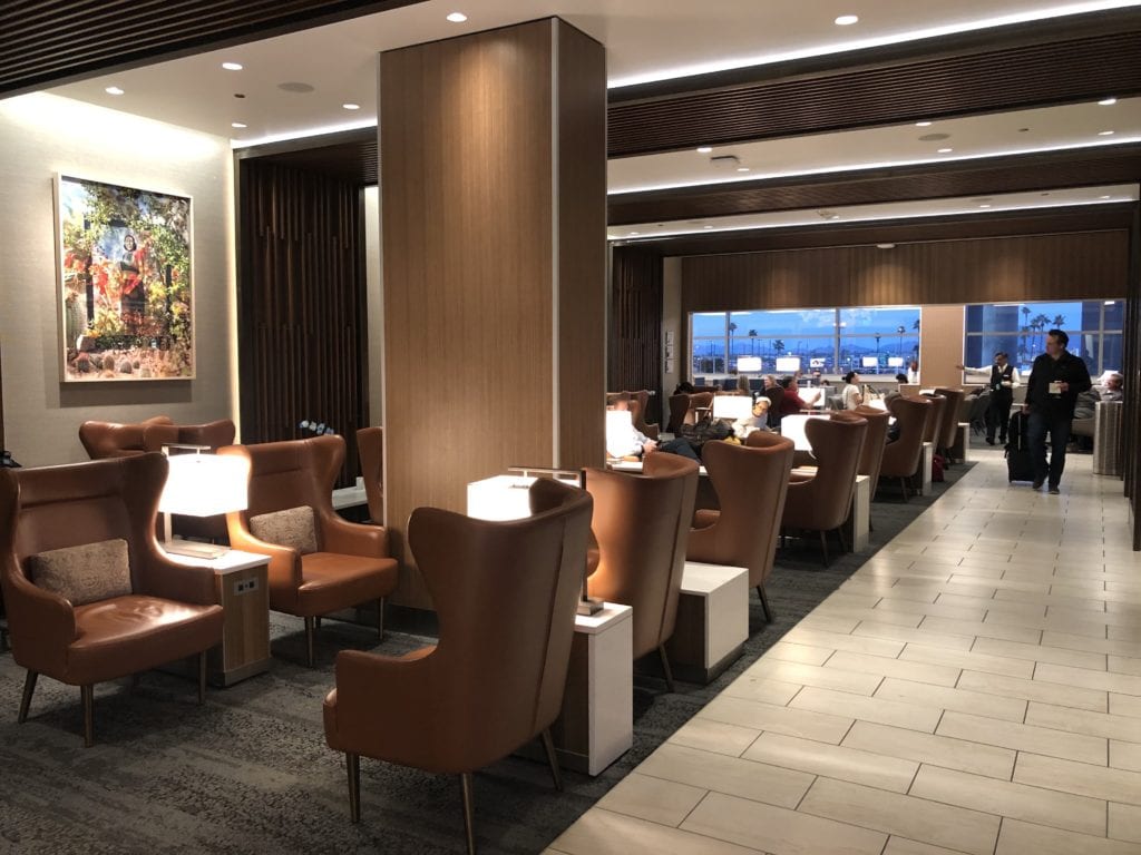 delta sky club phoenix entrance