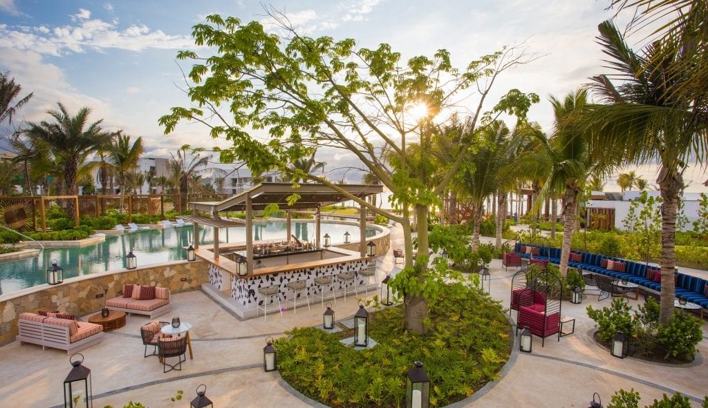 conrad punta de mita