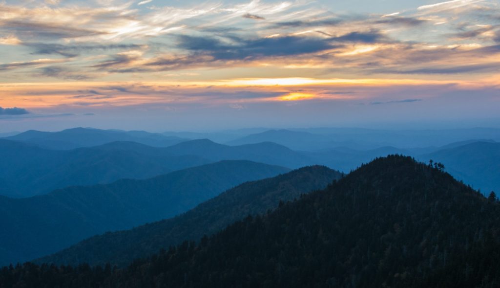 Smokey Mountains domestic travel restrictions