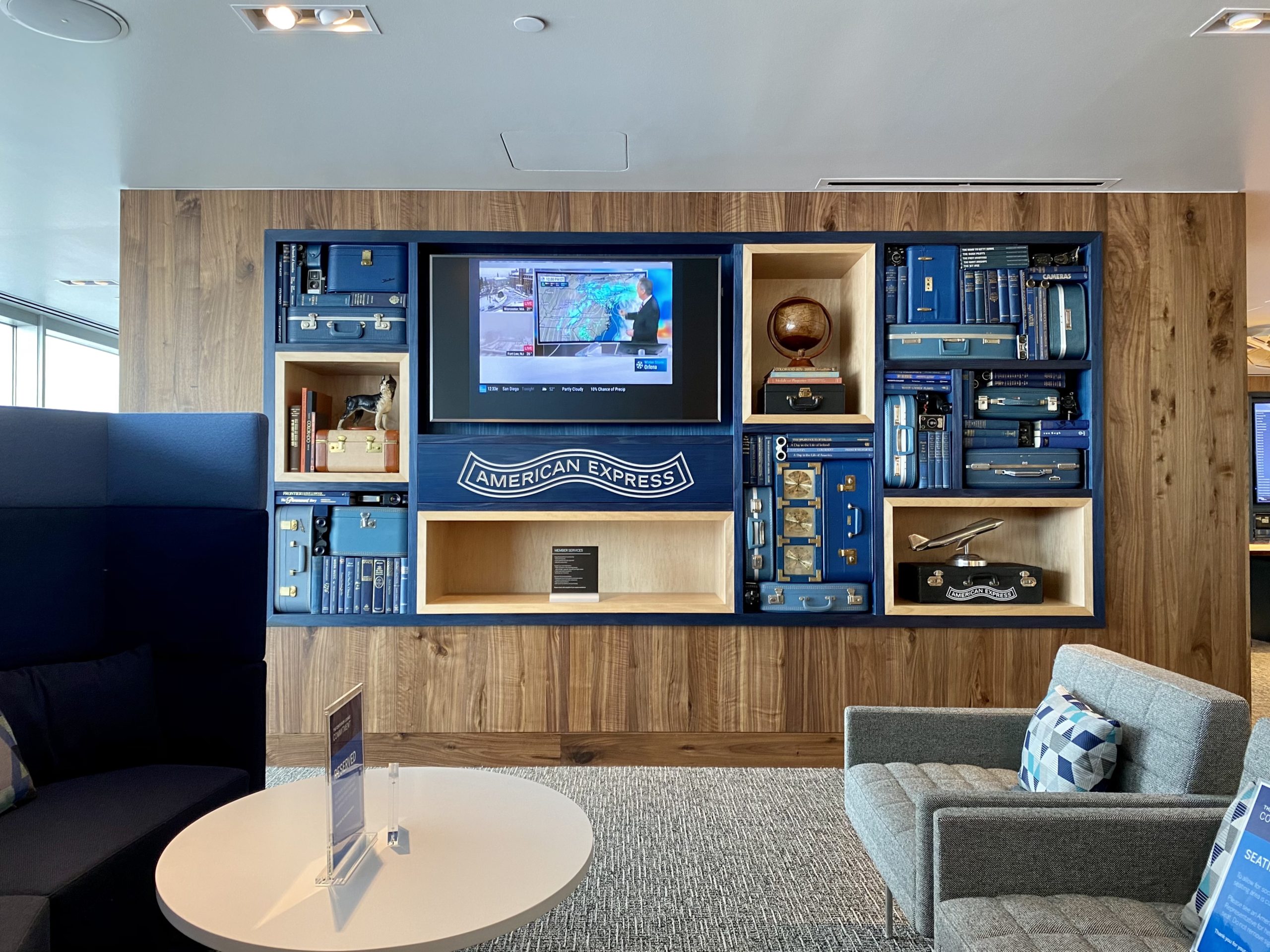 denver centurion lounge