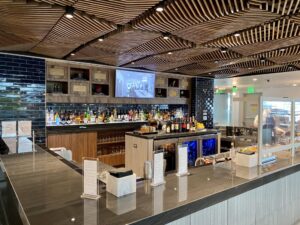 denver centurion lounge bar