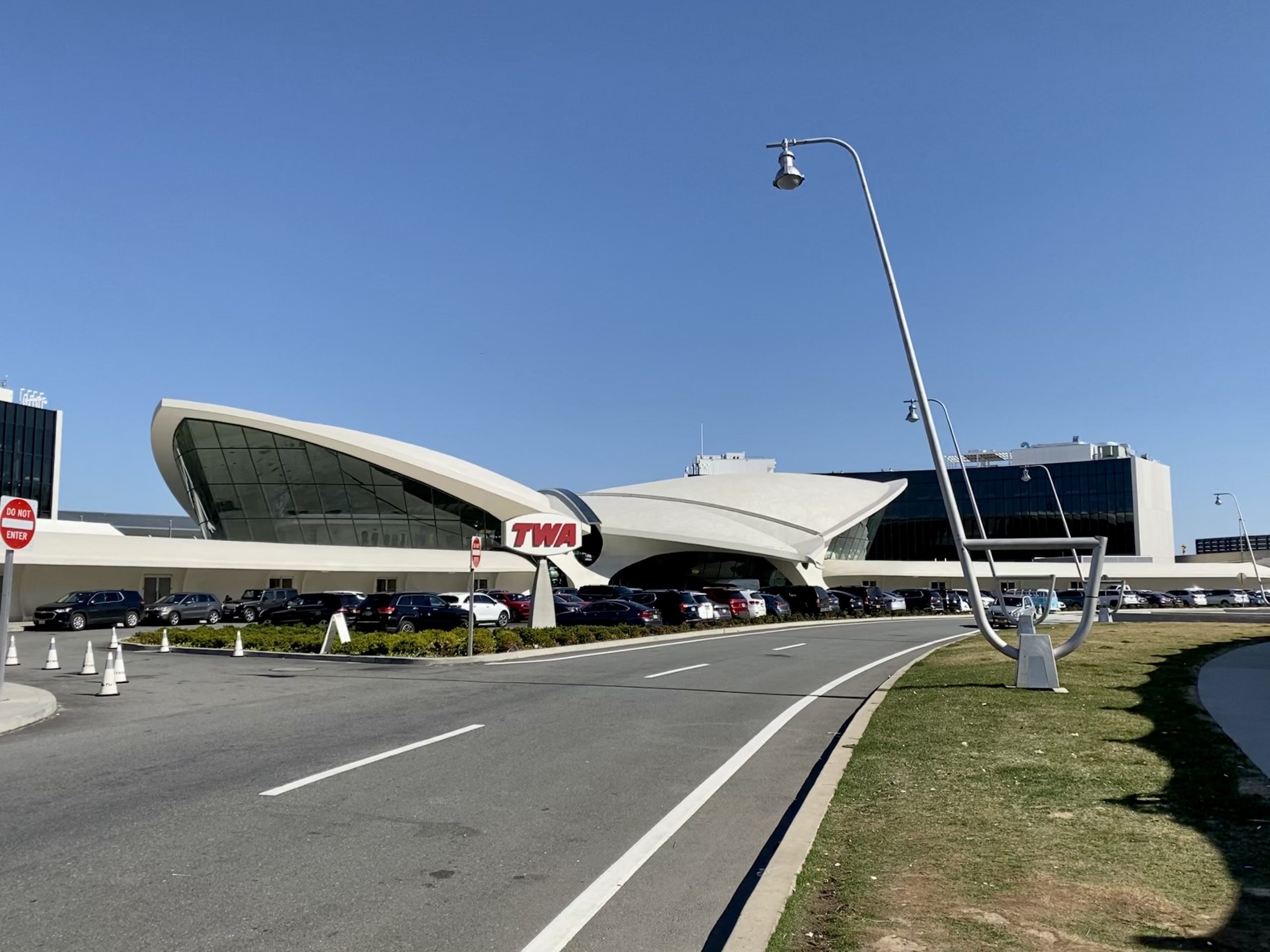 twa hotel exterior