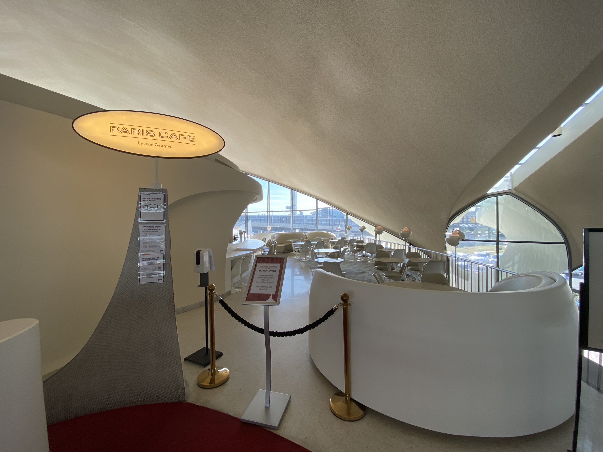twa hotel paris cafe