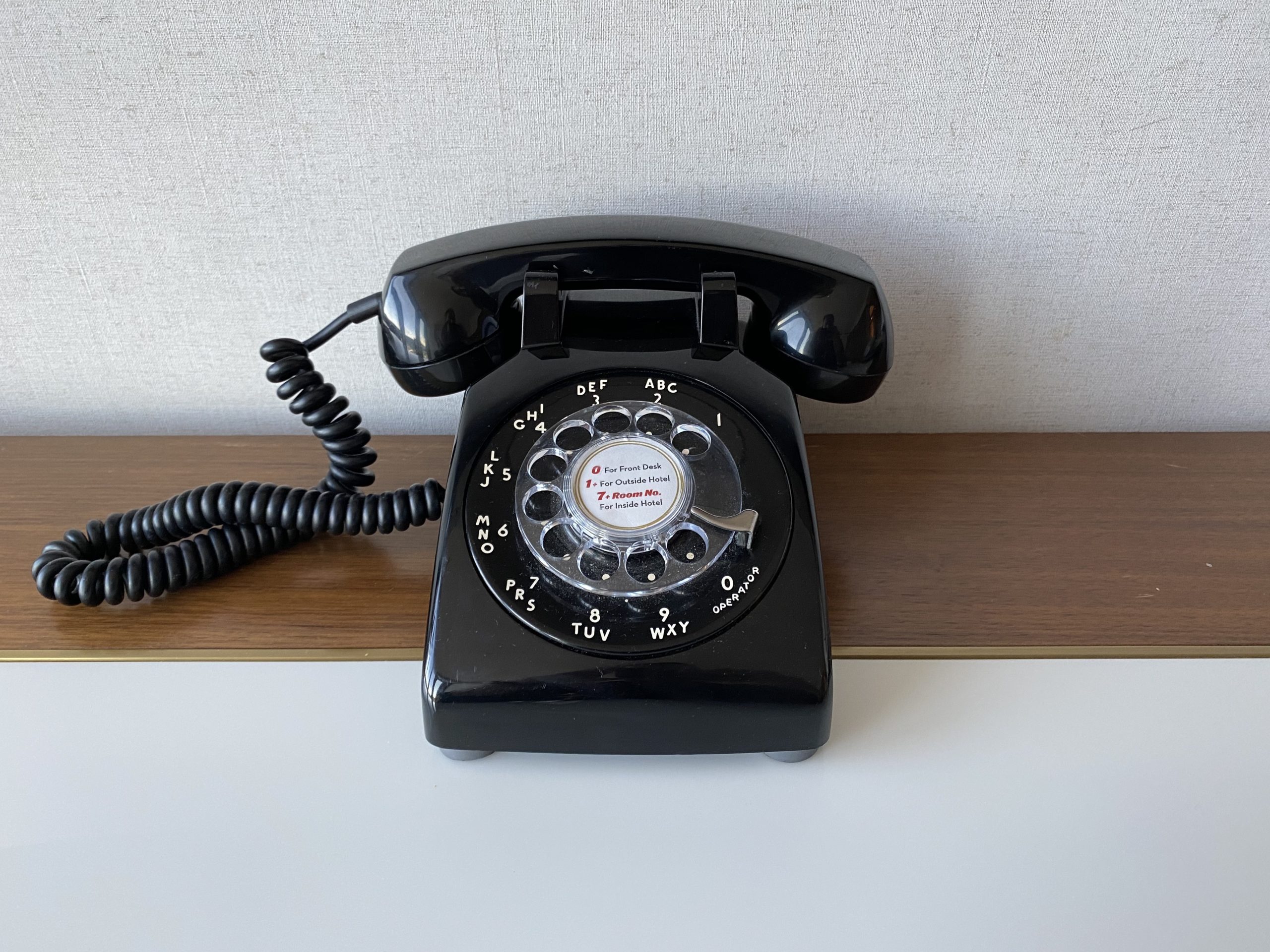 twa hotel room phone
