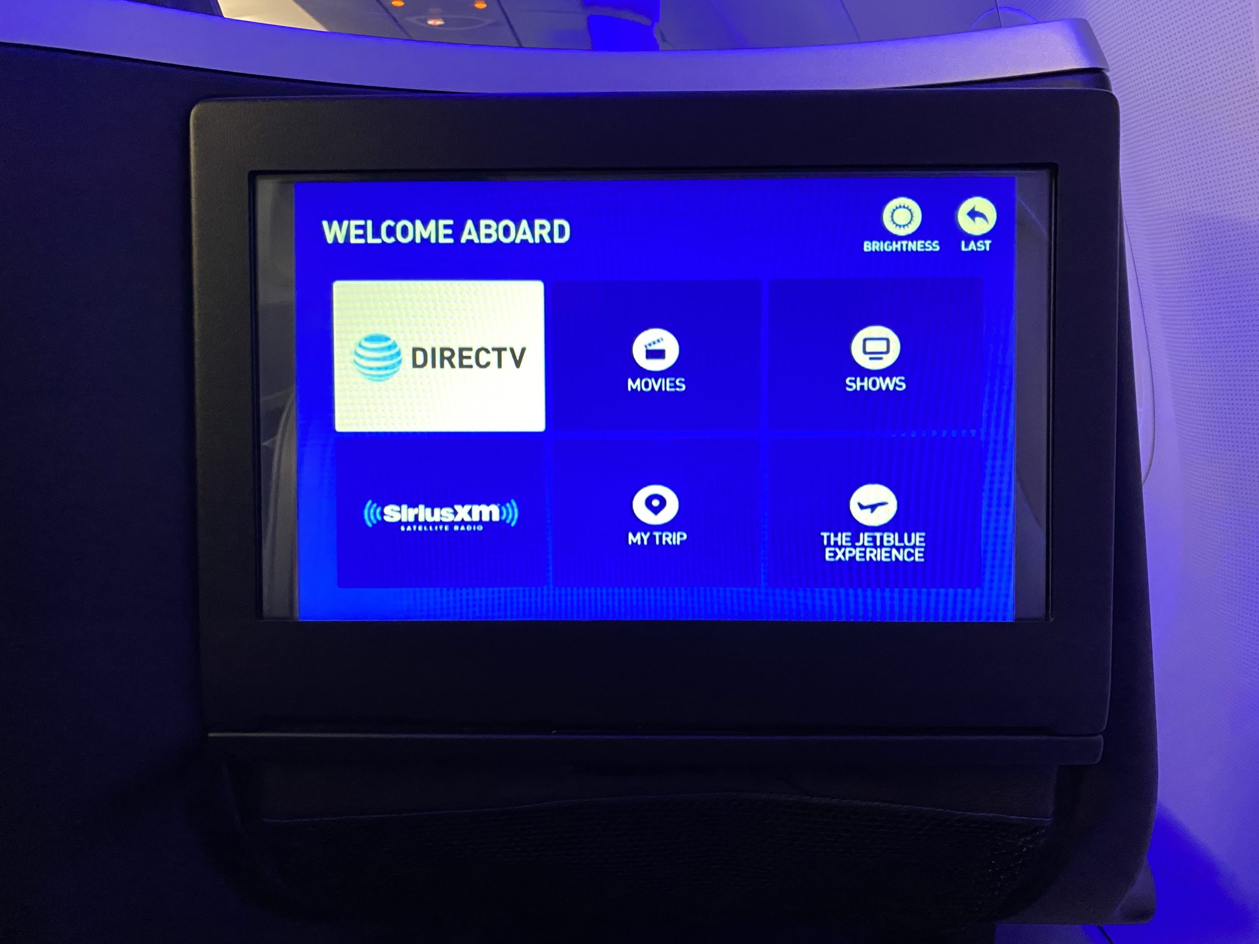jetblue mint tv screens
