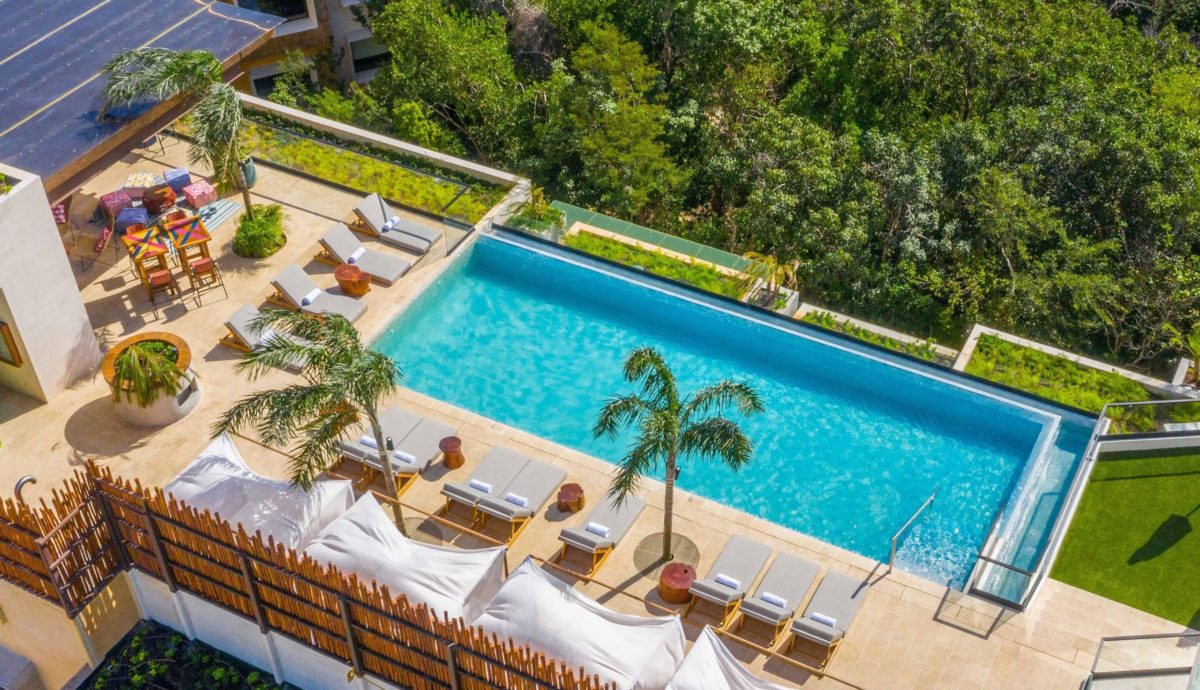 Marriott Aloft Tulum All-Inclusive pool