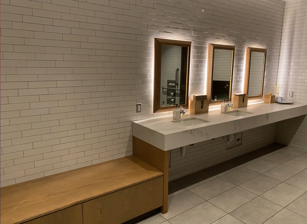 alaska lounge seattle