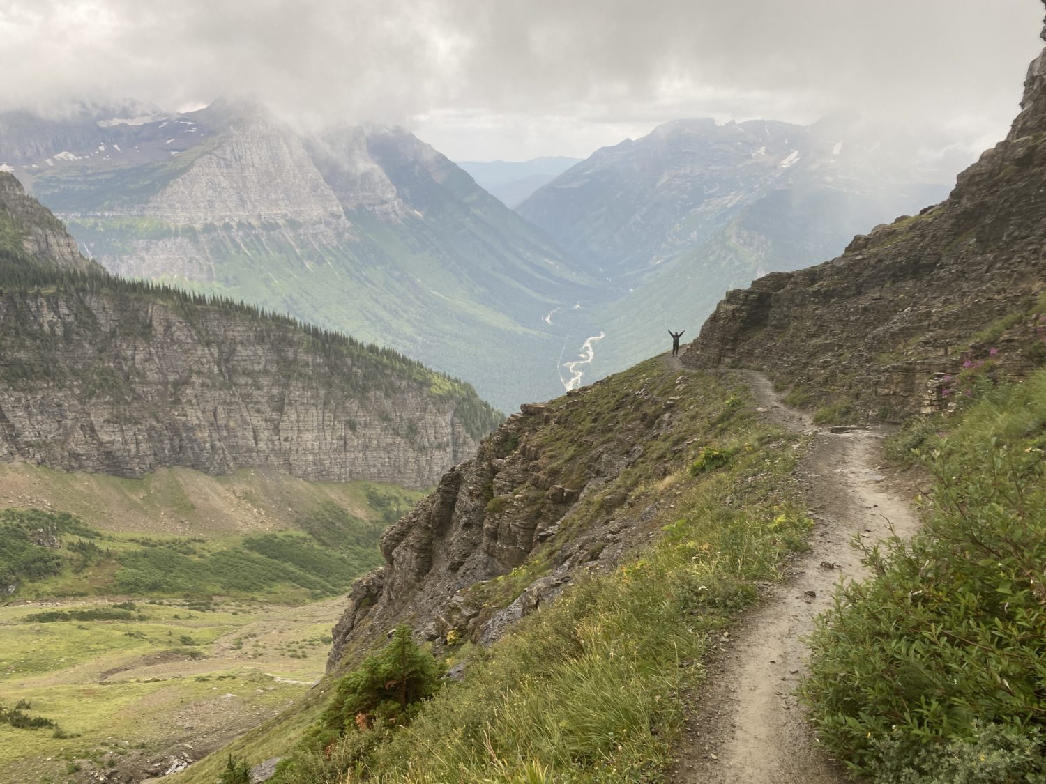 How Busy are National Parks in 2021? (And How to Beat the Crowds) 11 High Line Trail Glacier