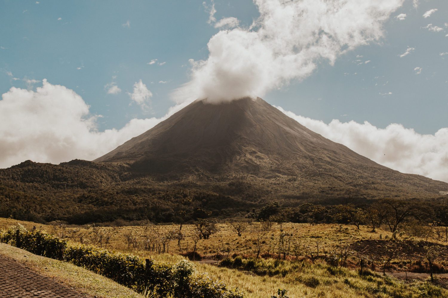 Cheap flights to Costa Rica