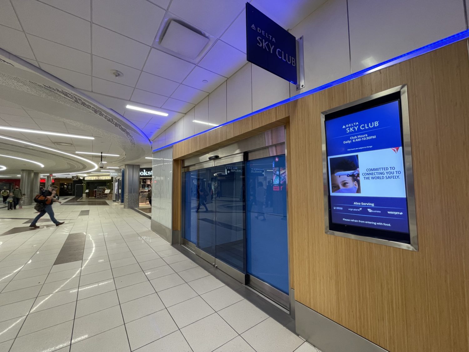 Atlanta Delta Sky Club entrance