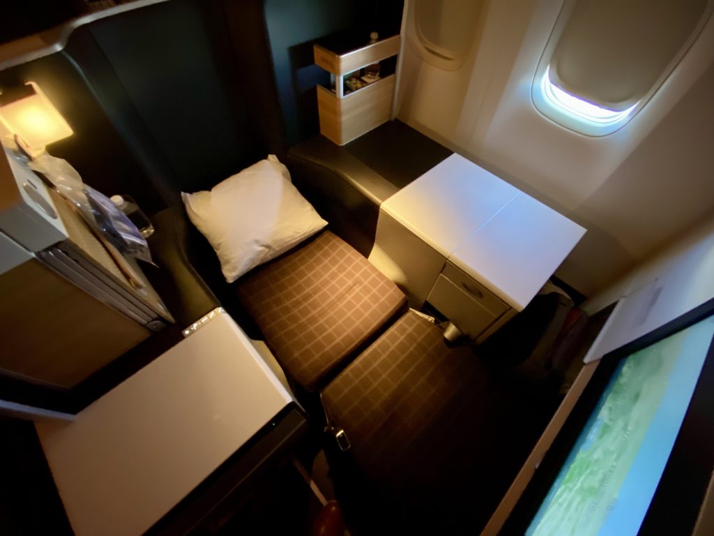 swiss business class bed