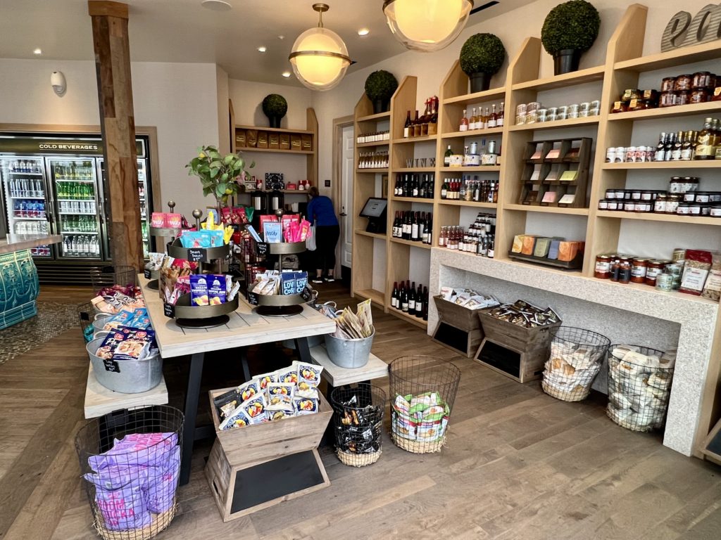 hotel del coronado eno market