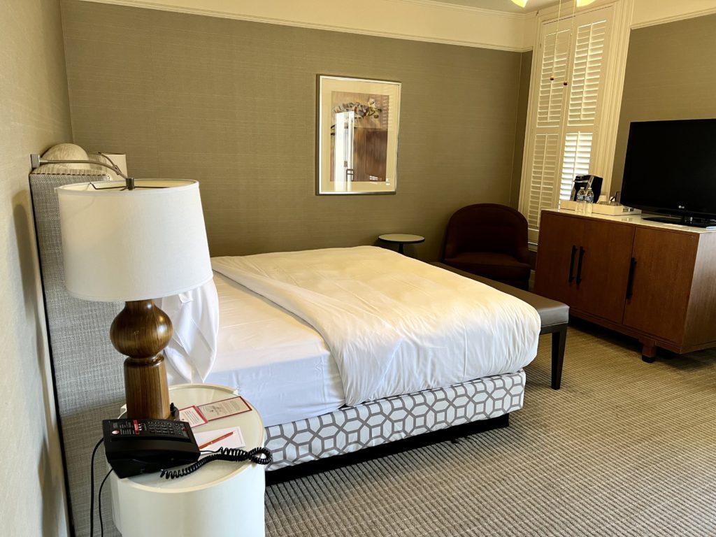 hotel del coronado hotel room