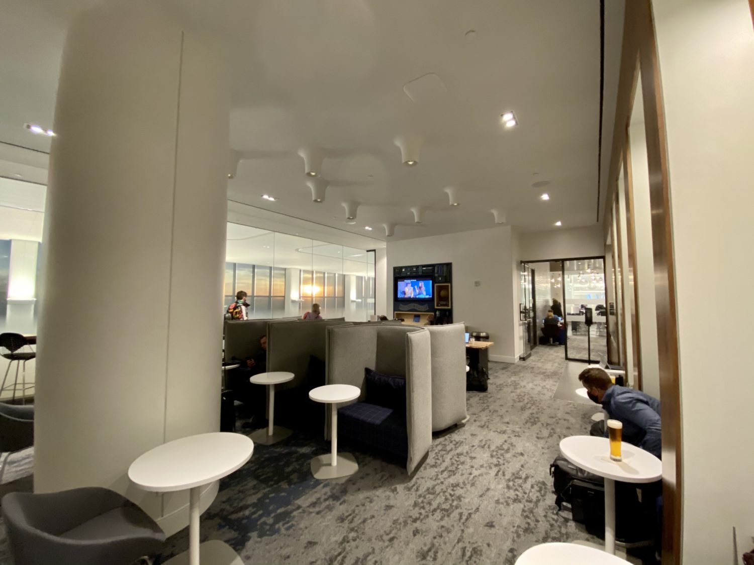 lga centurion lounge seats