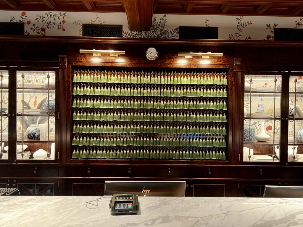 hotel del coronado front desk