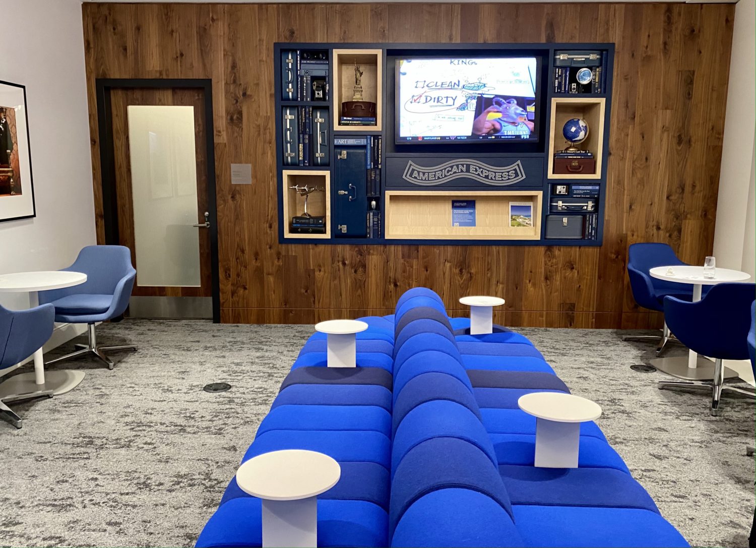 lga centurion lounge 