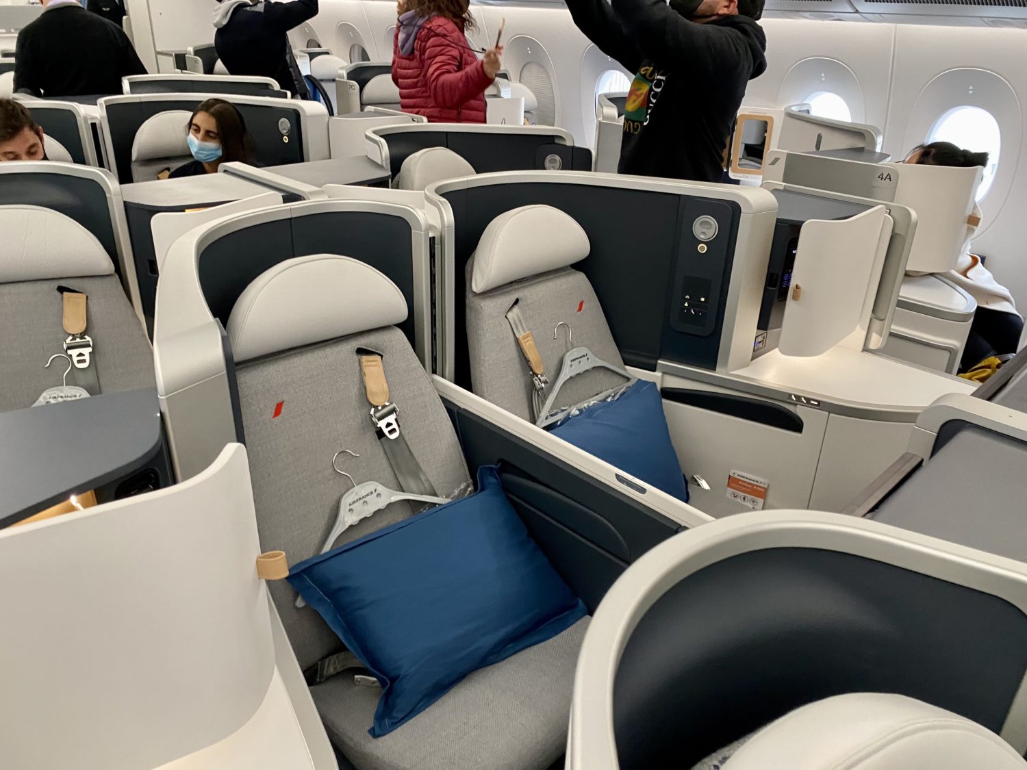 So Chic: A Review of Air France Business Class A350, Paris to Miami 60 air france business class seats