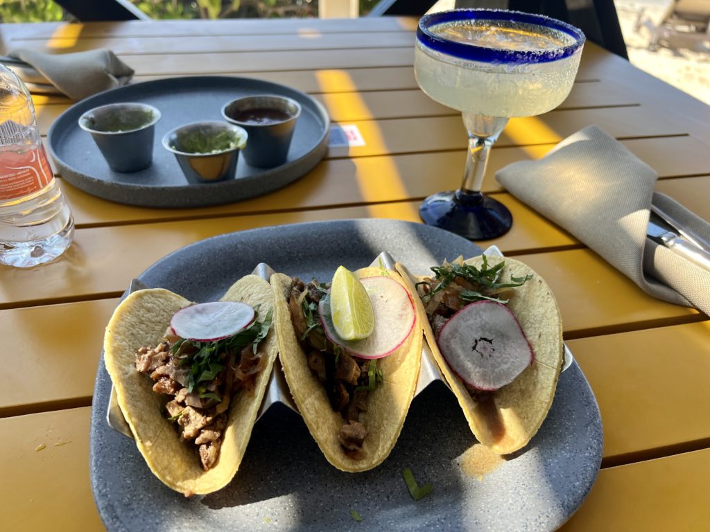 hyatt ziva cancún habaneros tacos