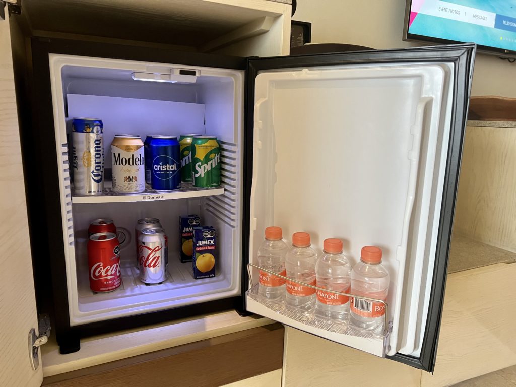 hyatt ziva cancún mini bar fridge