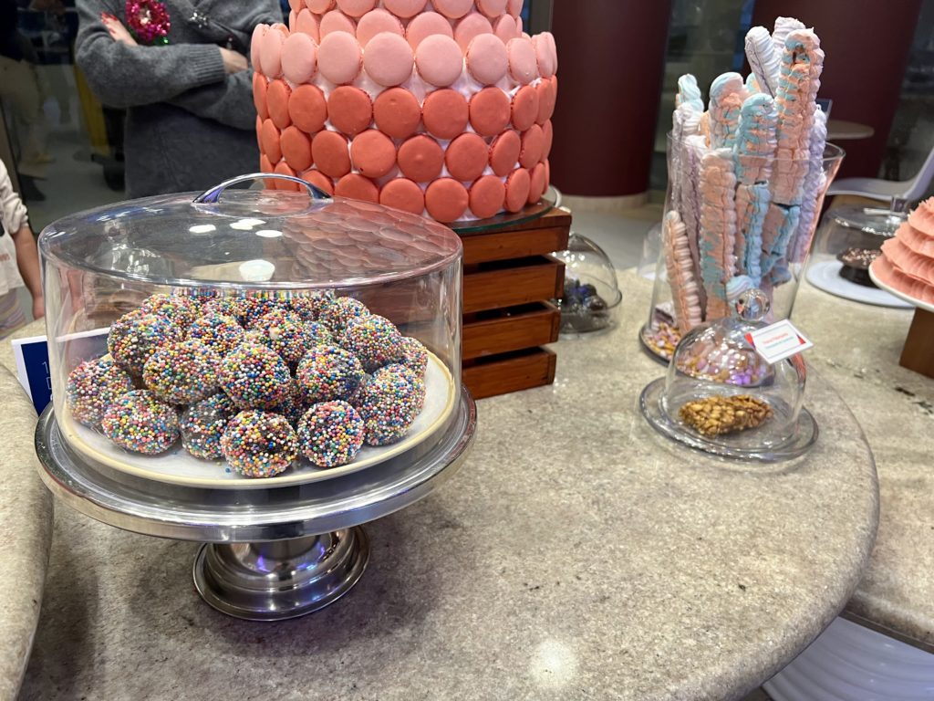 hyatt ziva cancún pasteles