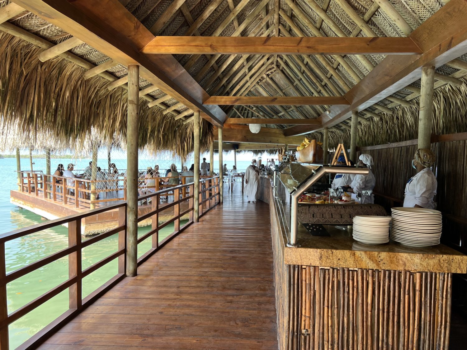 hotel las islas breakfast setting