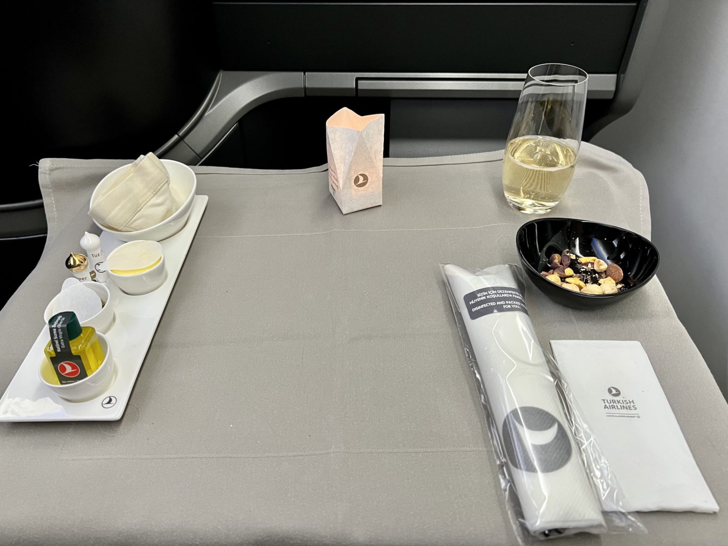 turkish airlines business class lunch