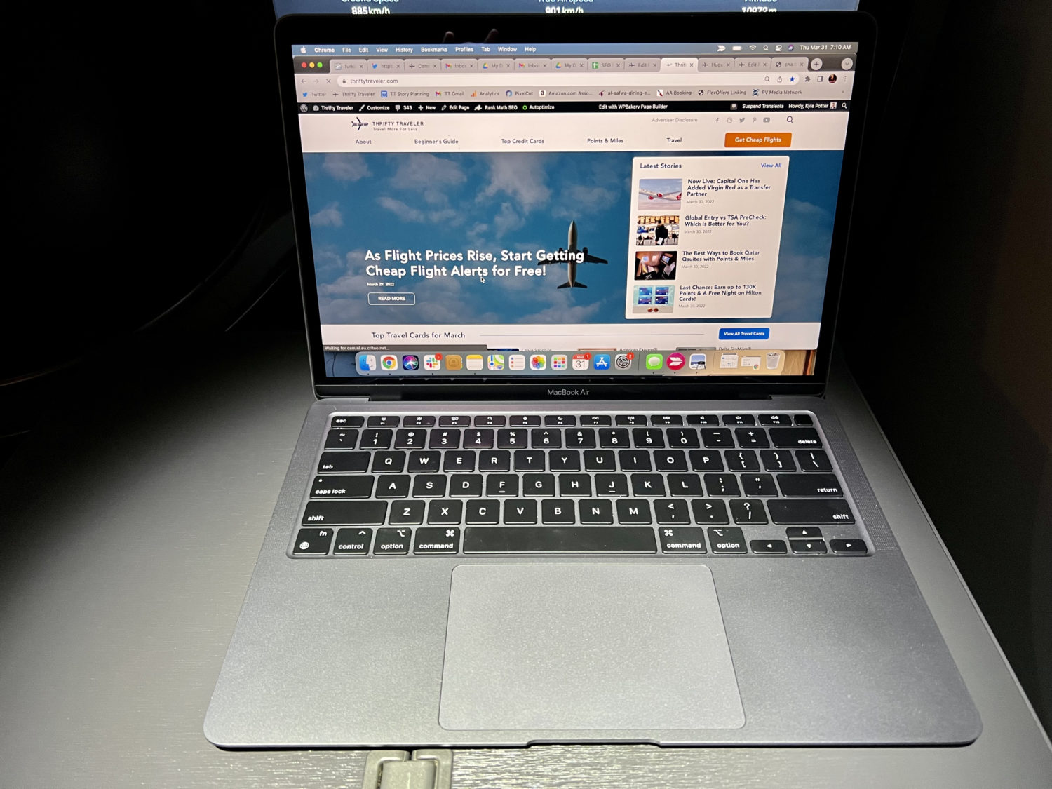turkish airlines business class tray table