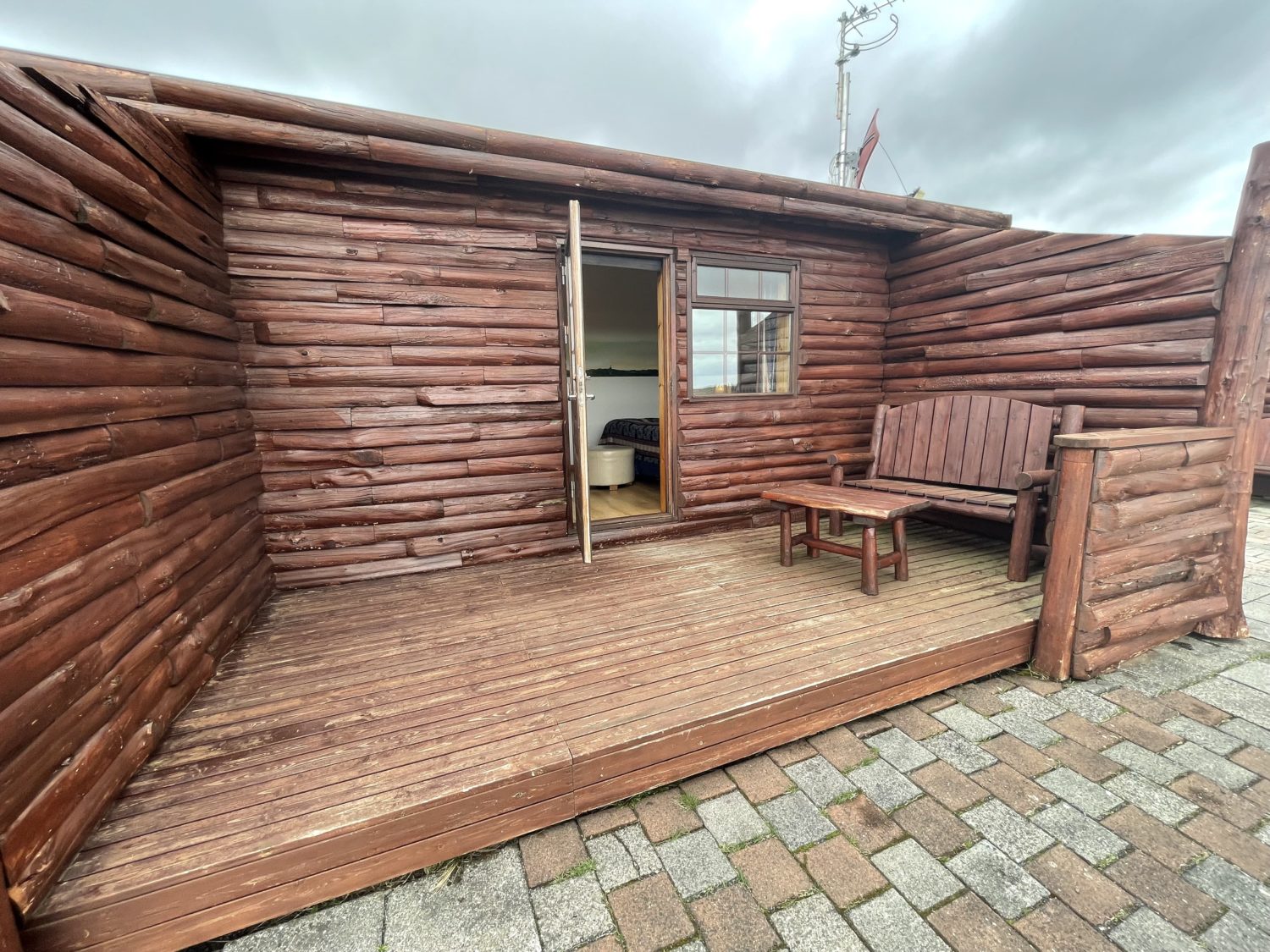 Hotel Ranga room patio