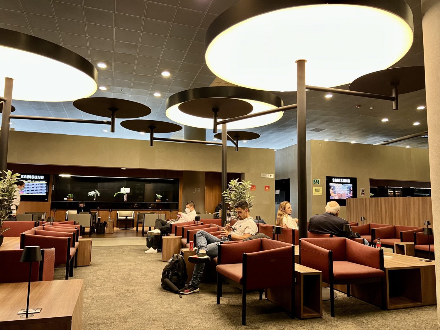 Capital One Beefs Up Cardholder Lounge Access with Plaza Premium Lounges 4 bogota avianca lounge