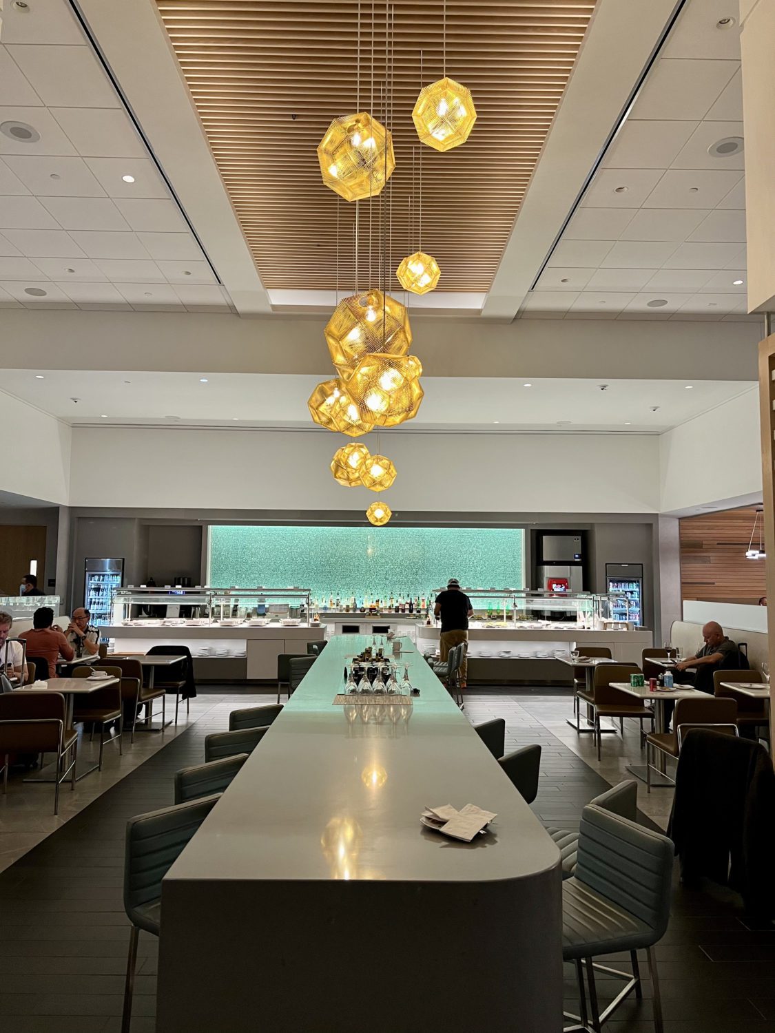 american flagship lounge dallas dining