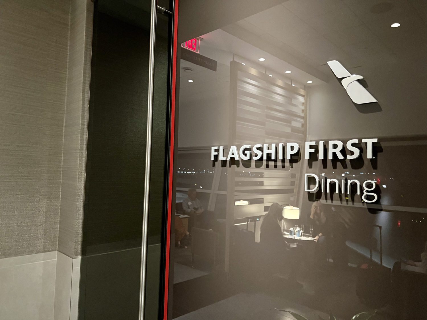 american flagship first dining