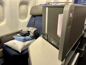 How to Fly Around the World with ANA Miles 41 united polaris amenities