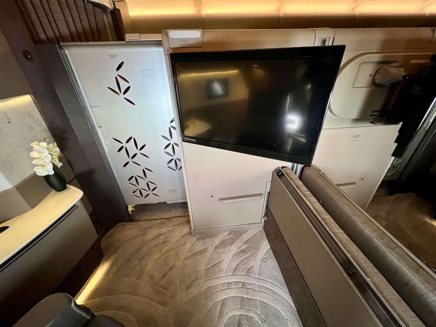Singapore Airlines first class door