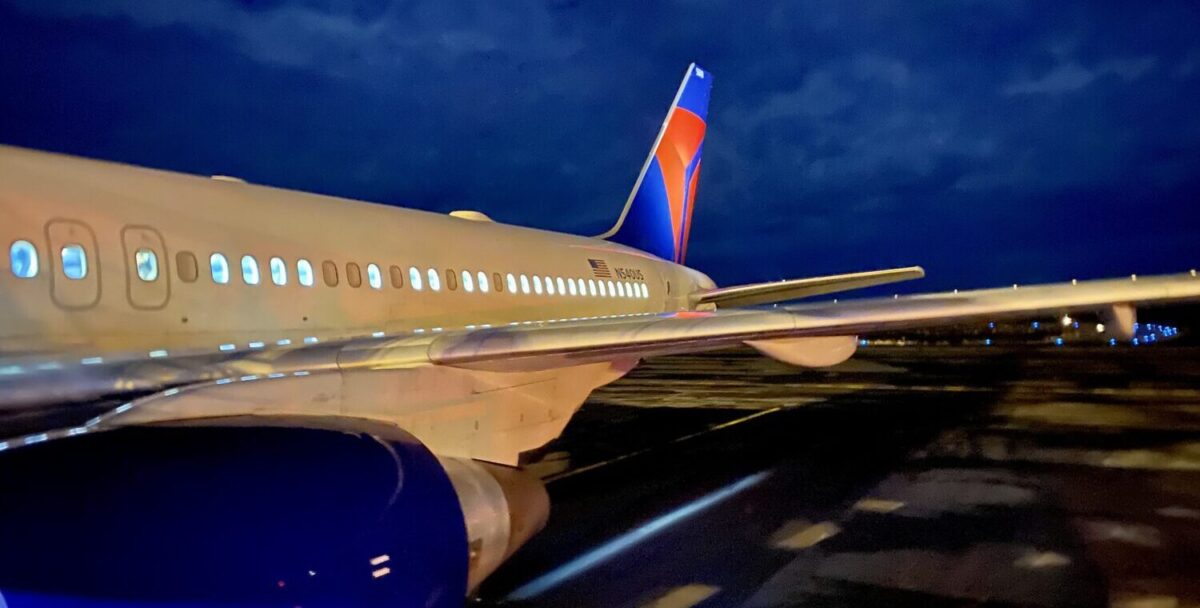delta plane in the dark