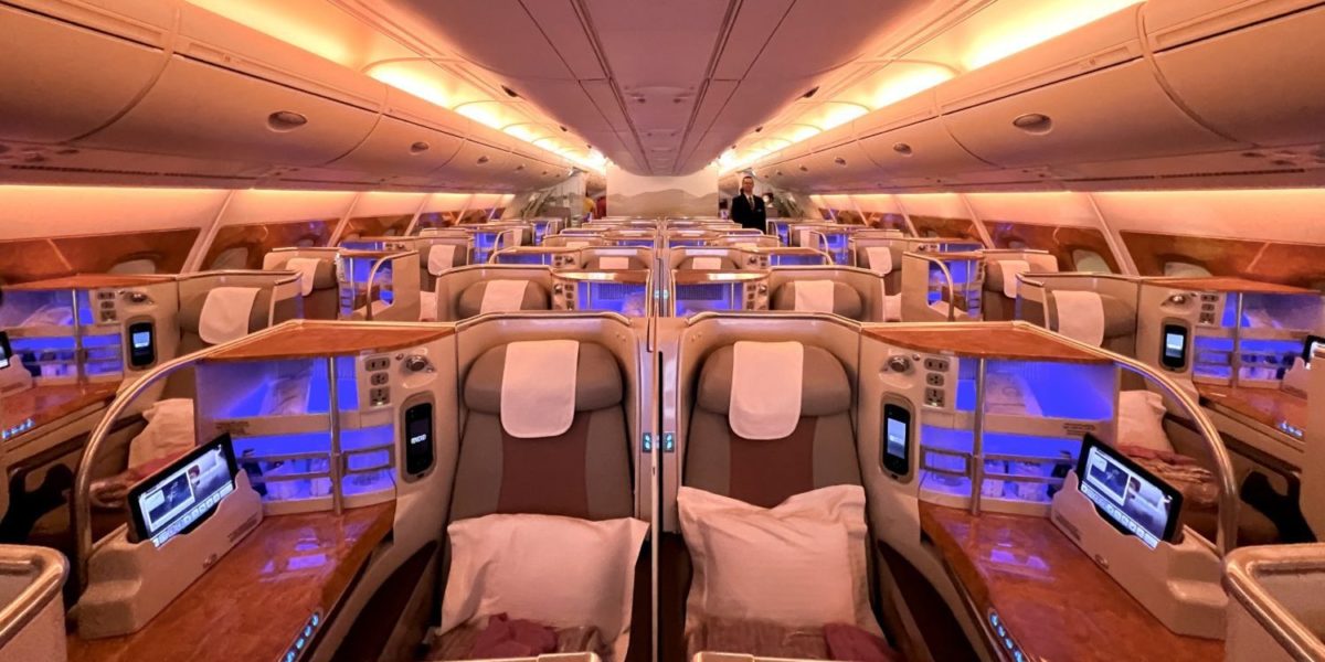 emirates business class