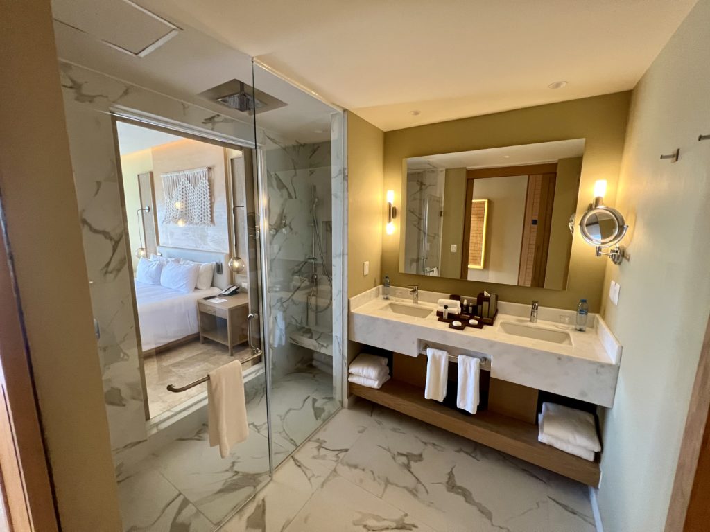zilara riviera maya room bathroom