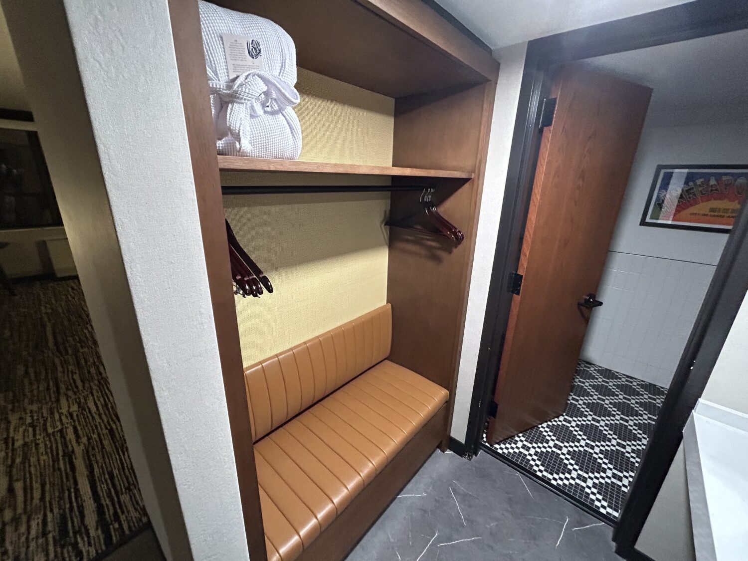 Hotel Indigo closet