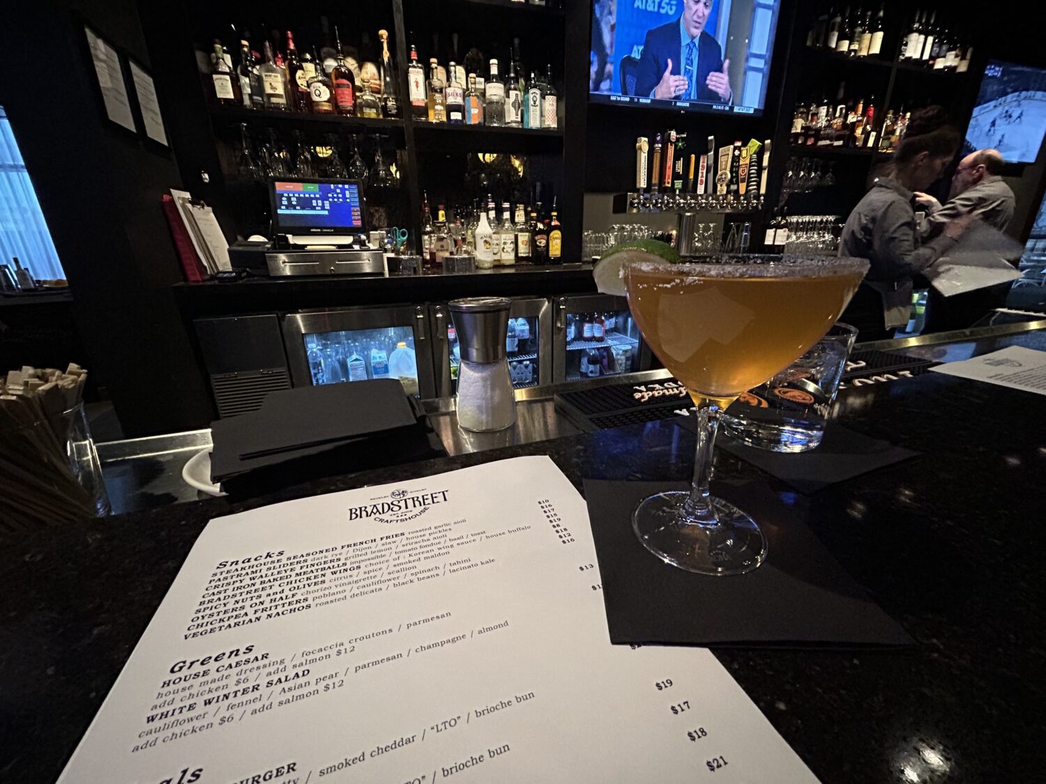 Drink order at the bar