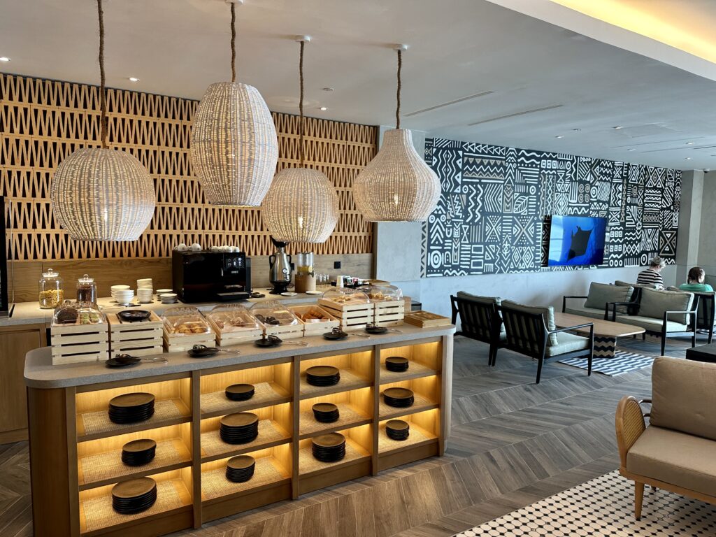 le meridien maldives seaplane transfer lounge