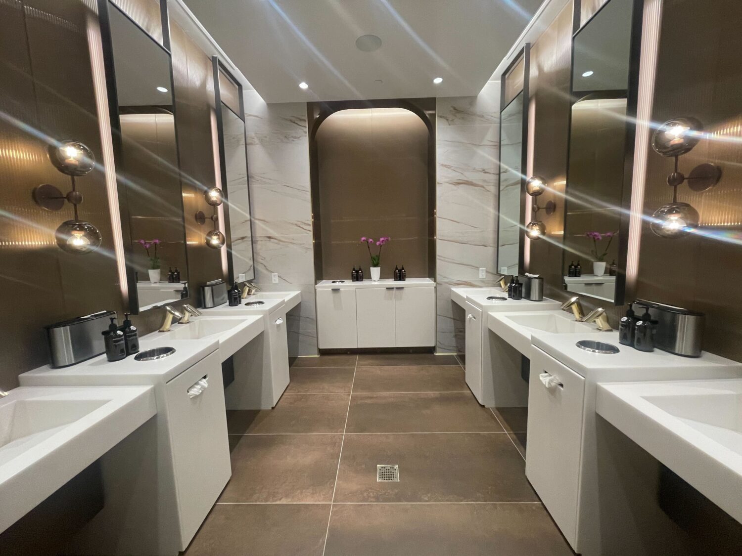 msp sky club bathroom