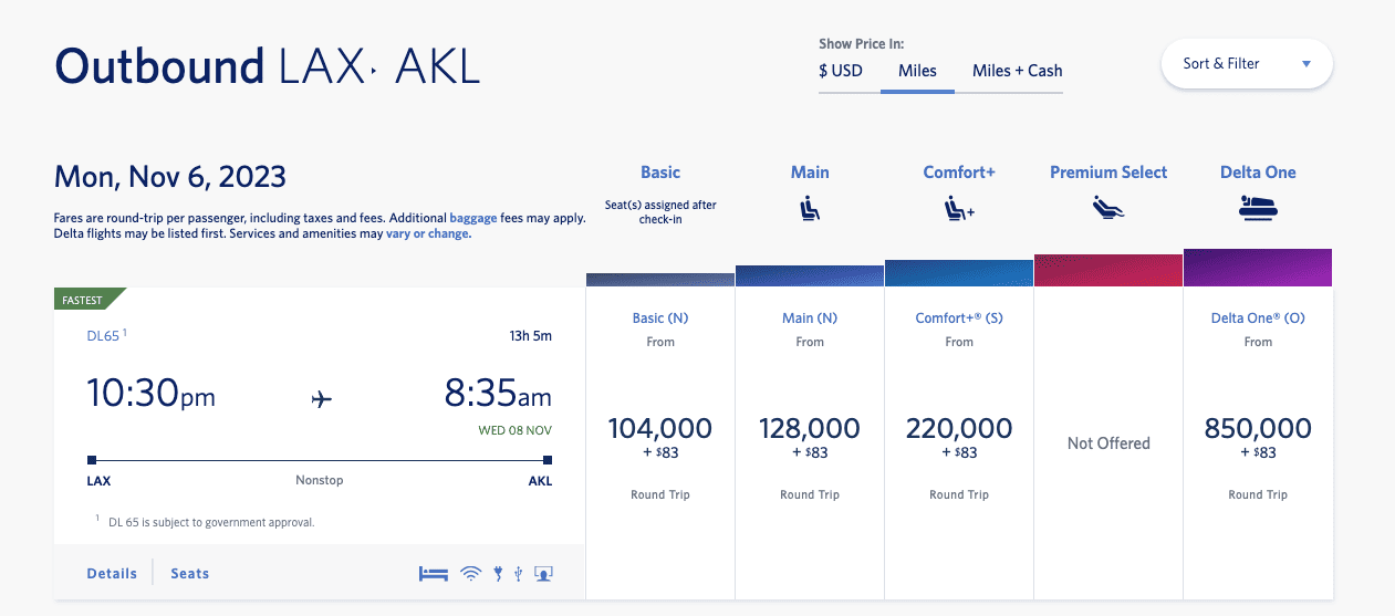 lax to auckland flight