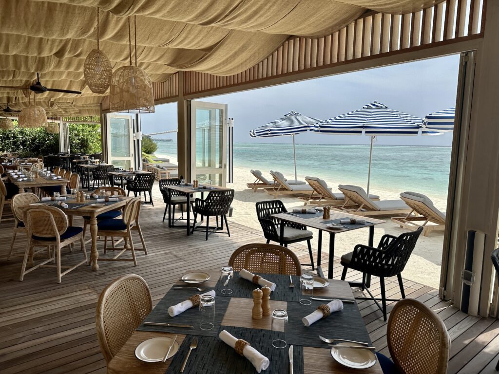 le meridien riviera tapas bar