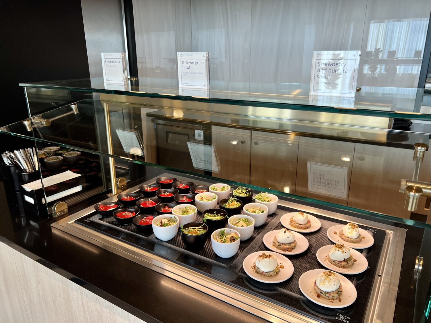 chase sapphire lounge boston buffet